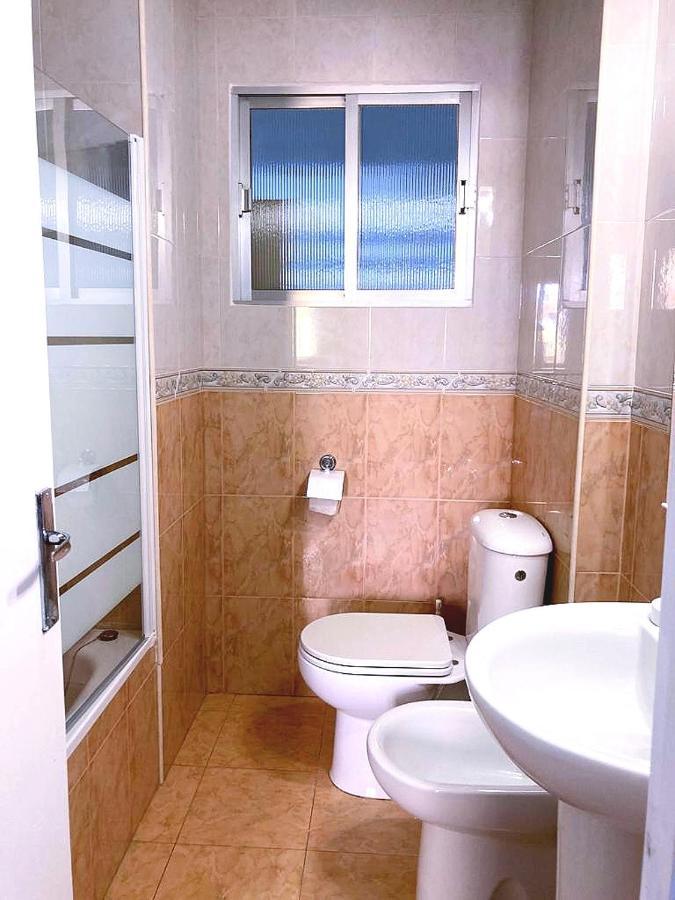 Practico Apartamento A 5 Min Andando De Gibraltar Y El Centro, Frente Al Mar La Línea de la Concepción Buitenkant foto
